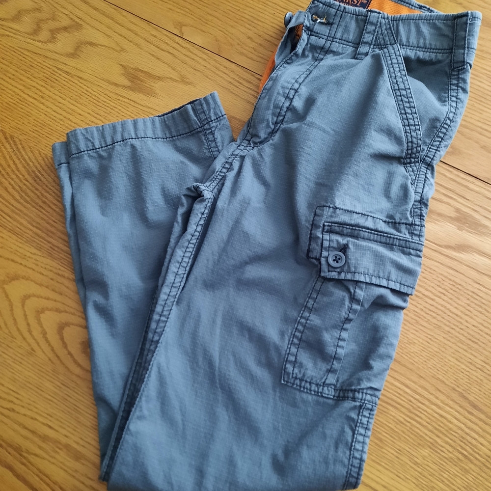 Youth boys cargo pants in EUC